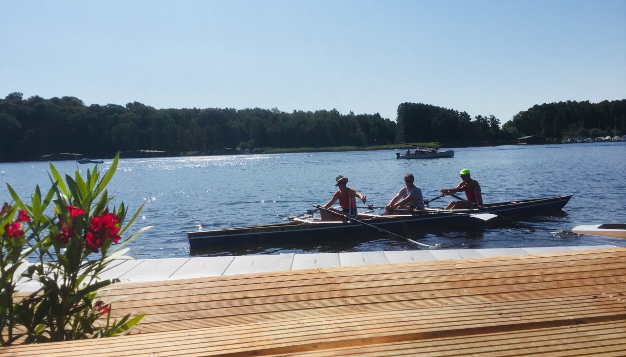 Zum ersten Mal mit Coach in einem Ruderboot, © Ruderschule Seenplatte GbR