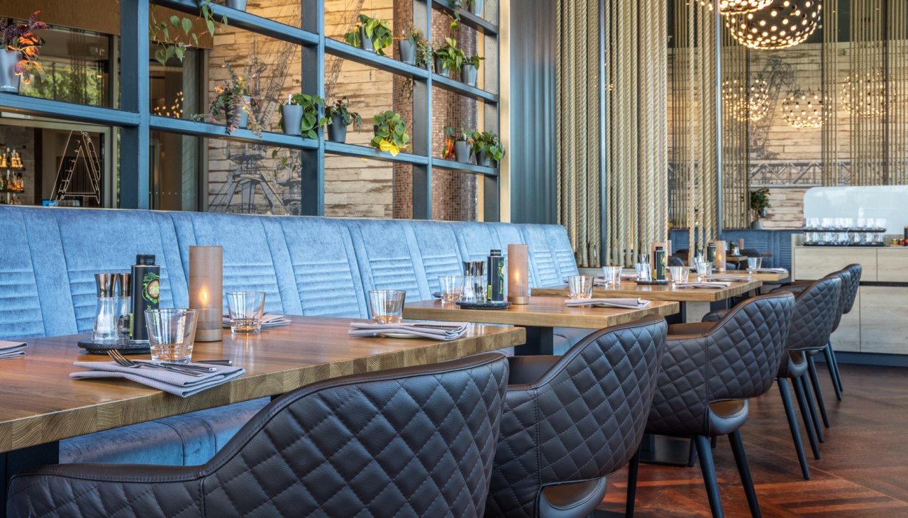 Restaurant KAI40, &copy; ScanHotel Rostock