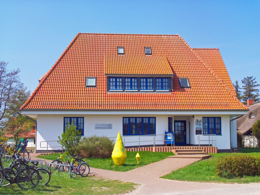 &copy; Hiddenseer Hafen- und Kurbetrieb