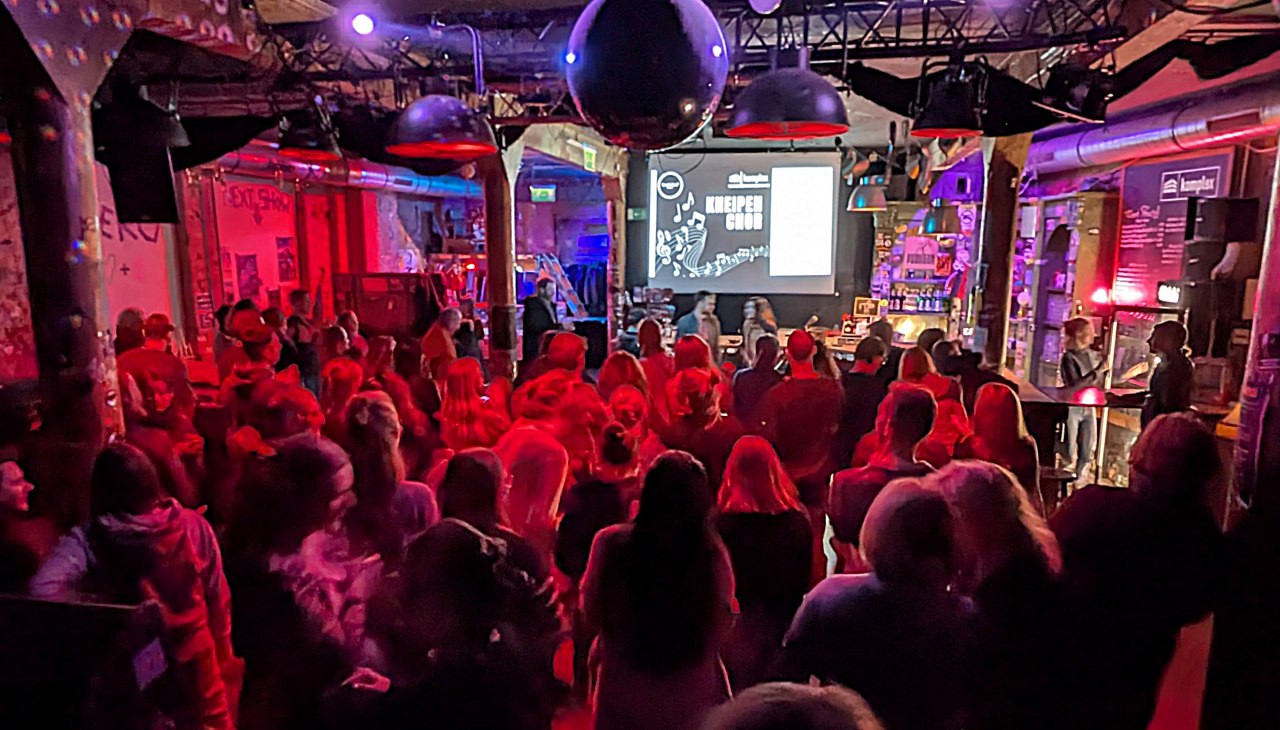 Kneipenchor 20.02.2025, &copy; Brot.Lose.Kunst e.V.