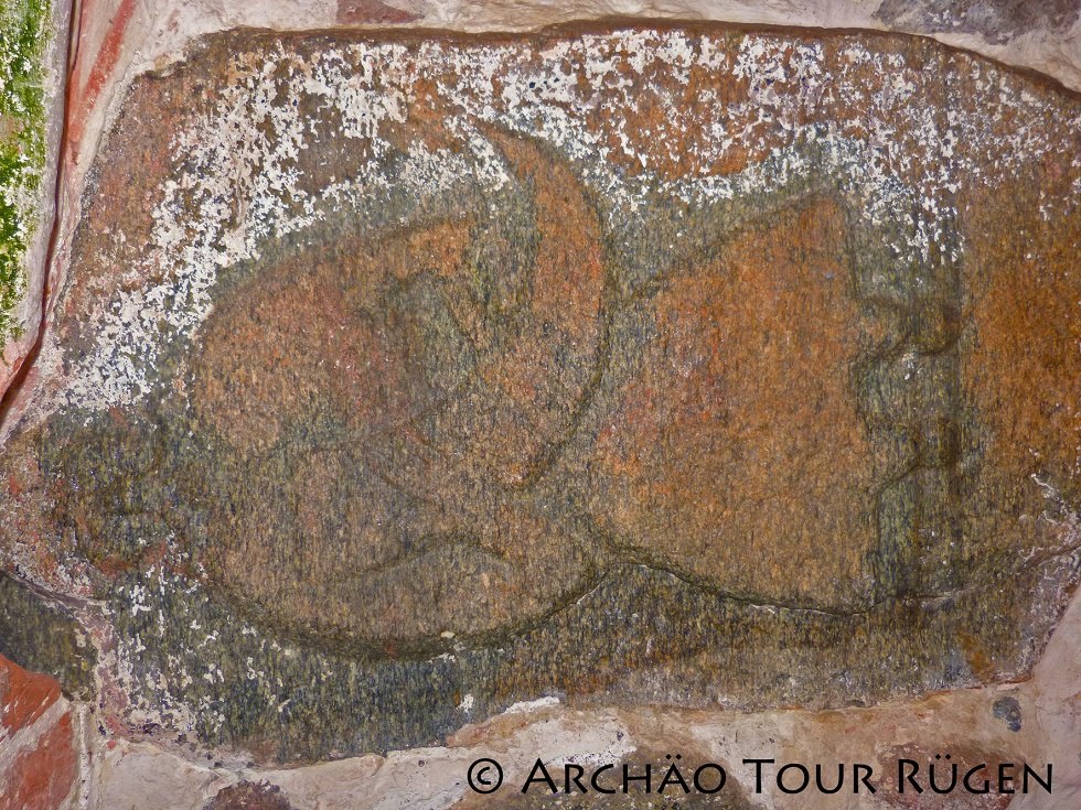 Svantevitstein in der Kirche Altenkirchen // © Archäo Tour Rügen Svantevitstein in der Kirche Altenkirchen // © Archäo Tour Rügen