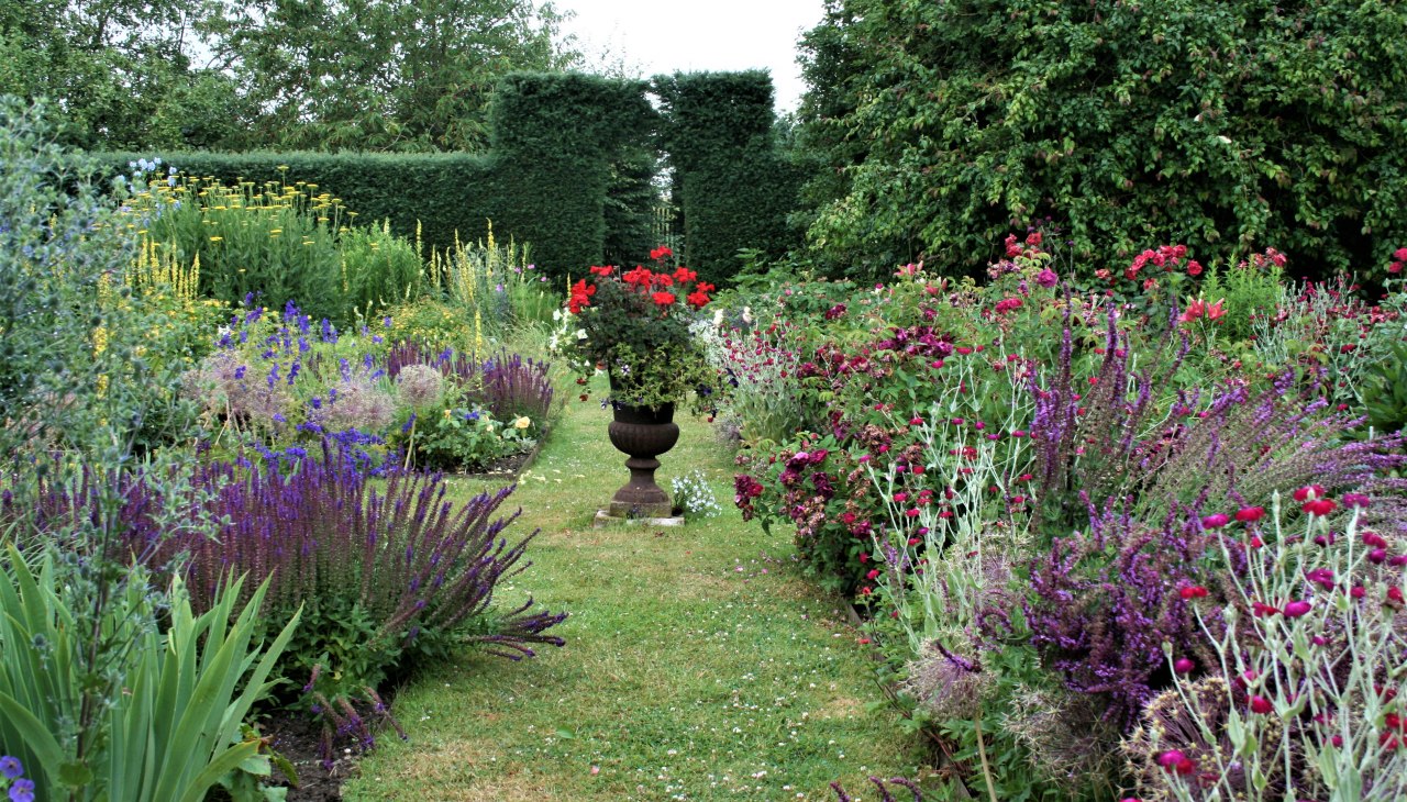 Kastanienhof Blumengarten, © Dirk Endrulat Kastanienhof Blumengarten, © Dirk Endrulat