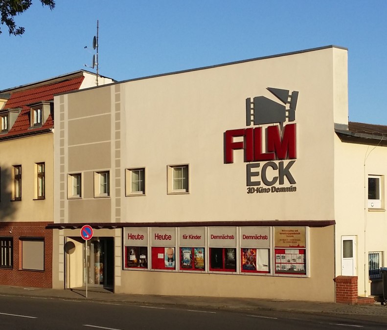 Straßenansicht des Kinos, © Wobau Demmin GmbH
