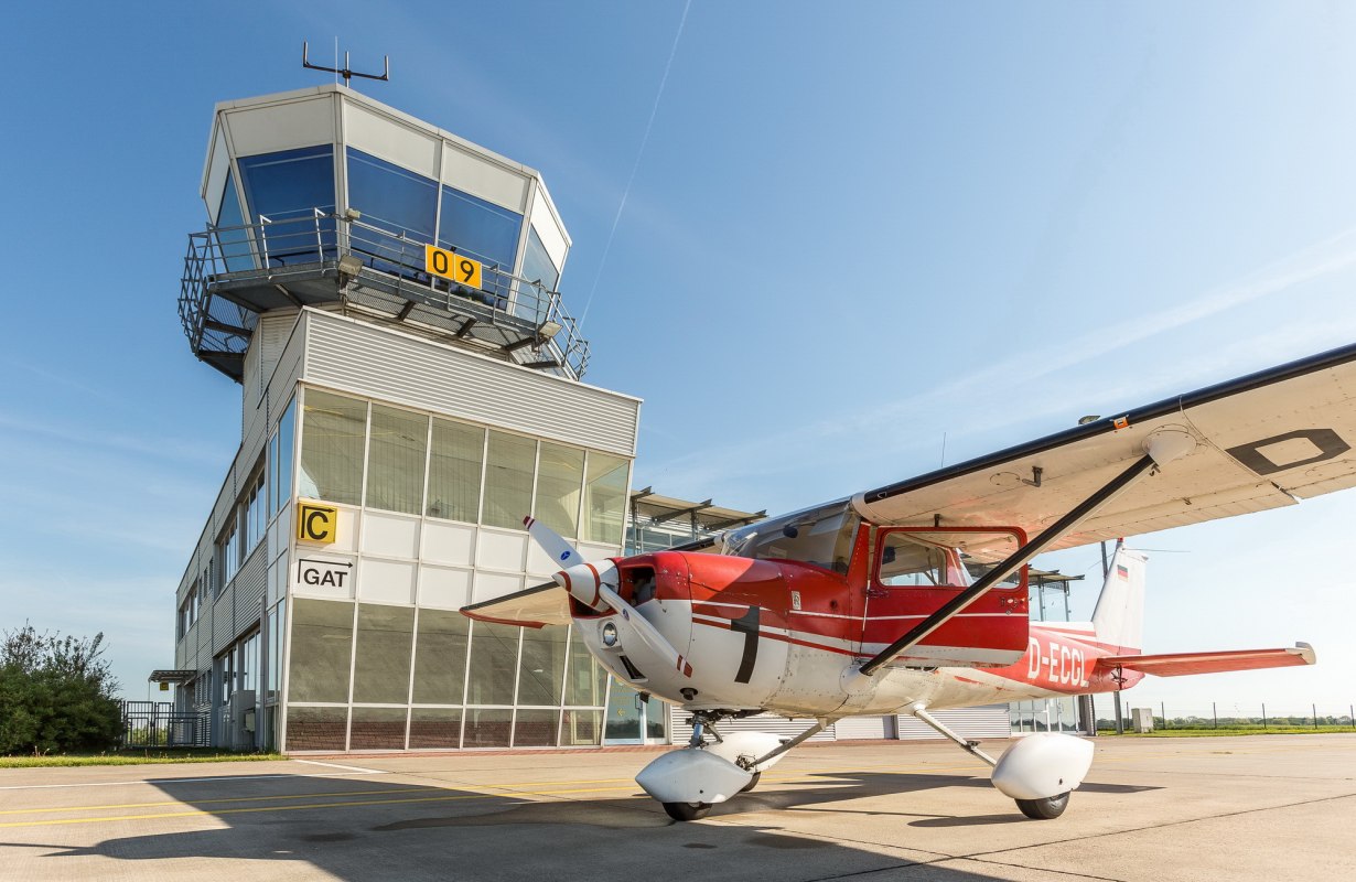 Rondvluchten boven Mecklenburg-Vorpommern // © Erlebnis-Welten Mecklenburg-Vorpommern Rondvluchten boven Mecklenburg-Vorpommern // © Erlebnis-Welten Mecklenburg-Vorpommern