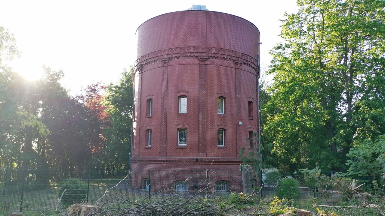 Demmins Wasserturm an den Tannen wurde 1978 in eine Astronomiestation umgebaut // © 1000seen.de Demmins Wasserturm an den Tannen wurde 1978 in eine Astronomiestation umgebaut // © 1000seen.de