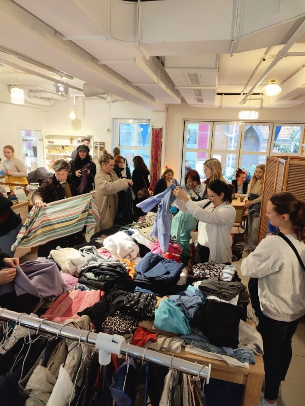 Kleding ruilen // &copy; Julia Geisendorf