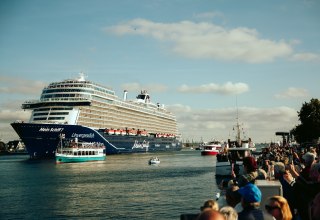 Schlepperballett Port Party Warnem&uuml;nde // &copy; David Garbe