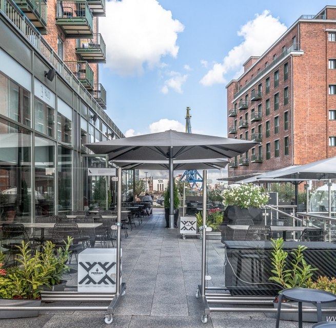 Terras // &copy; rialto