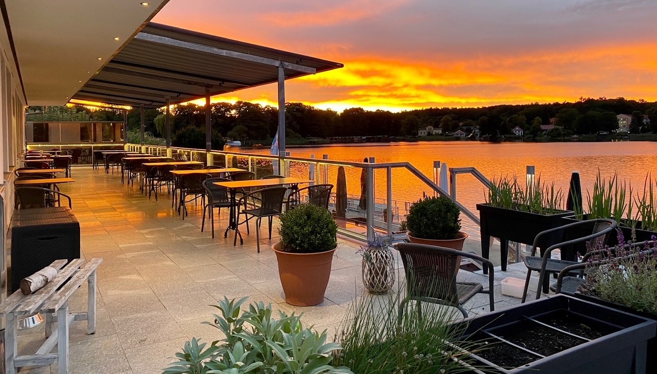 Wenn Sie mit diesem Blick speisen m&ouml;chten, reservieren Sie gerne einen Tisch., &copy; Deutsches Haus