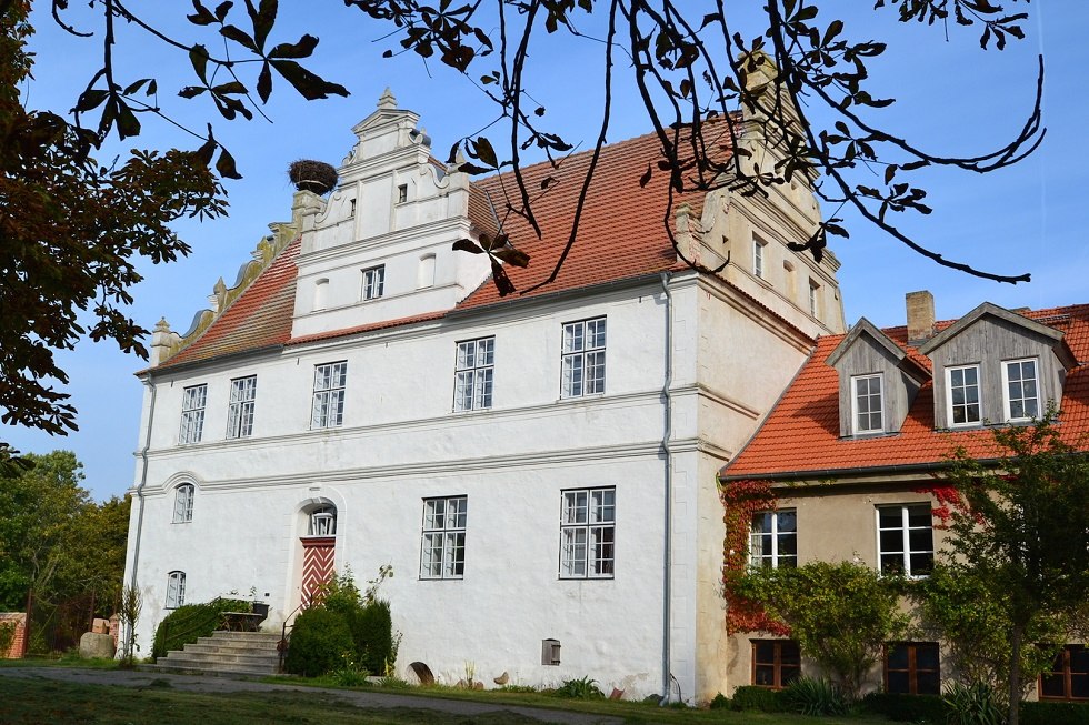 Gutshaus Venz bei Neuenkirchen auf Rügen // © Tourismuszentrale Rügen Gutshaus Venz bei Neuenkirchen auf Rügen // © Tourismuszentrale Rügen