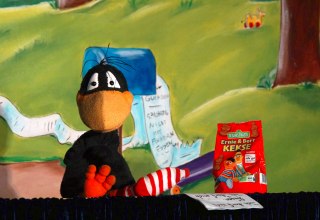 Hauptdarsteller: Der kleine Rabe Socke // © Wolfhager Figurentheater Hauptdarsteller: Der kleine Rabe Socke // © Wolfhager Figurentheater