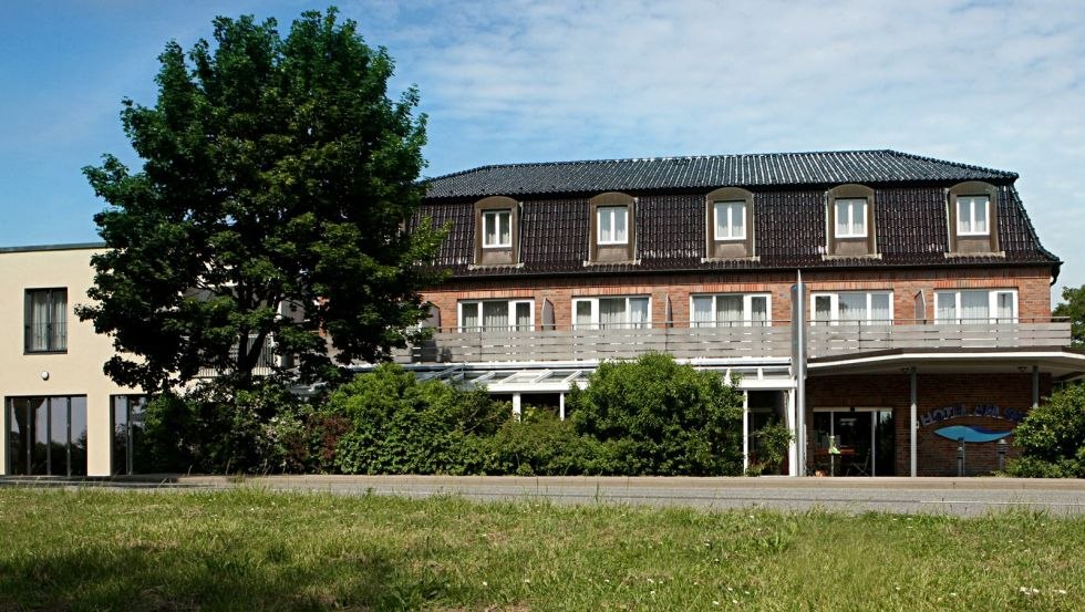 Außenansicht Hotel Am See, © bibendi e.K. Außenansicht Hotel Am See, © bibendi e.K.