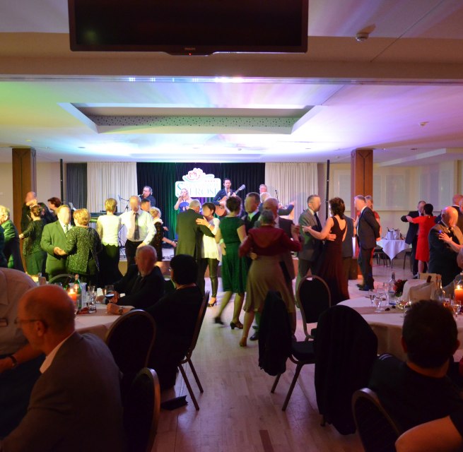 © Herbstball.jpg © Herbstball.jpg