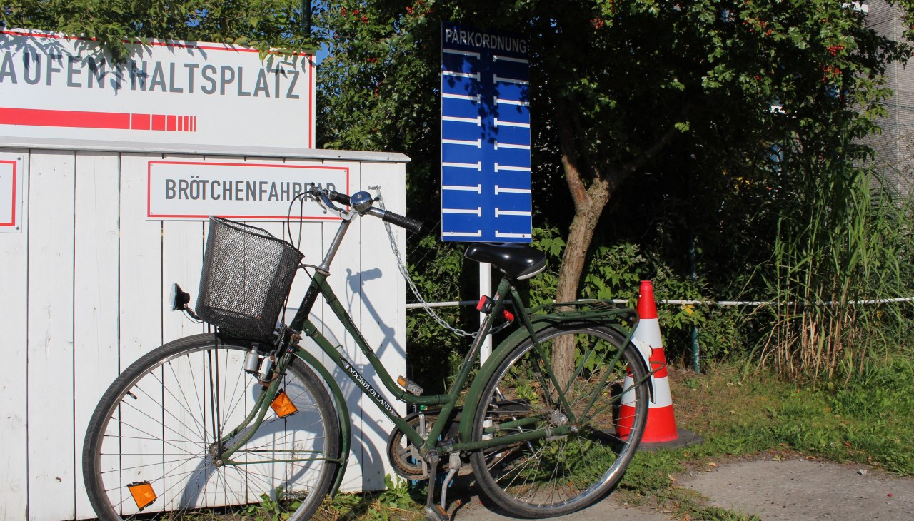 Br&ouml;tchenfahrrad zum B&auml;cker um die Ecke, &copy; Petra Fasten