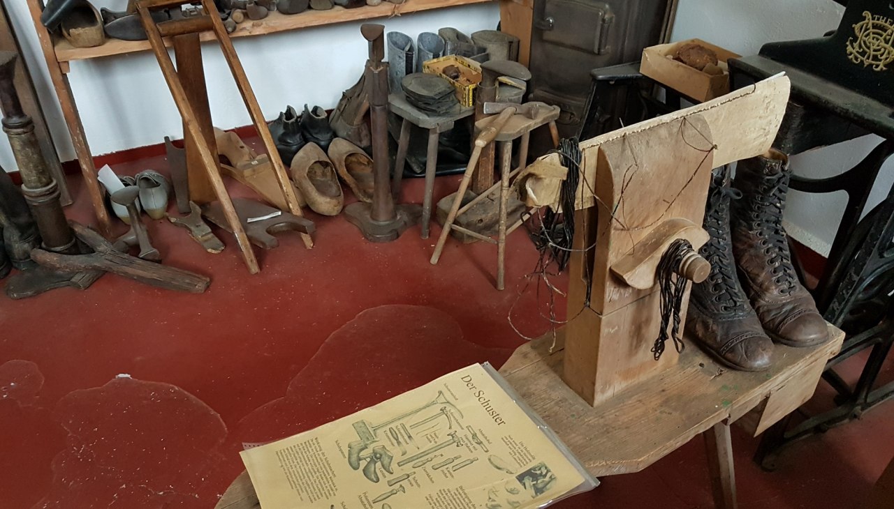 Störtalmuseum Banzkow - Schuhmacherwerkstatt, © Fotos: Lewitz e.V. Störtalmuseum Banzkow - Schuhmacherwerkstatt, © Fotos: Lewitz e.V.