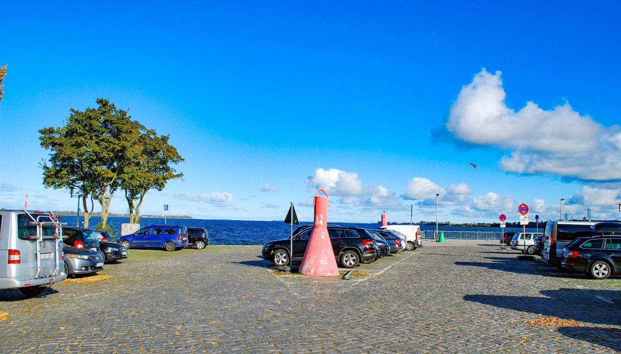Parkplatz Seestra&szlig;e an der Mole, &copy; TZ HST