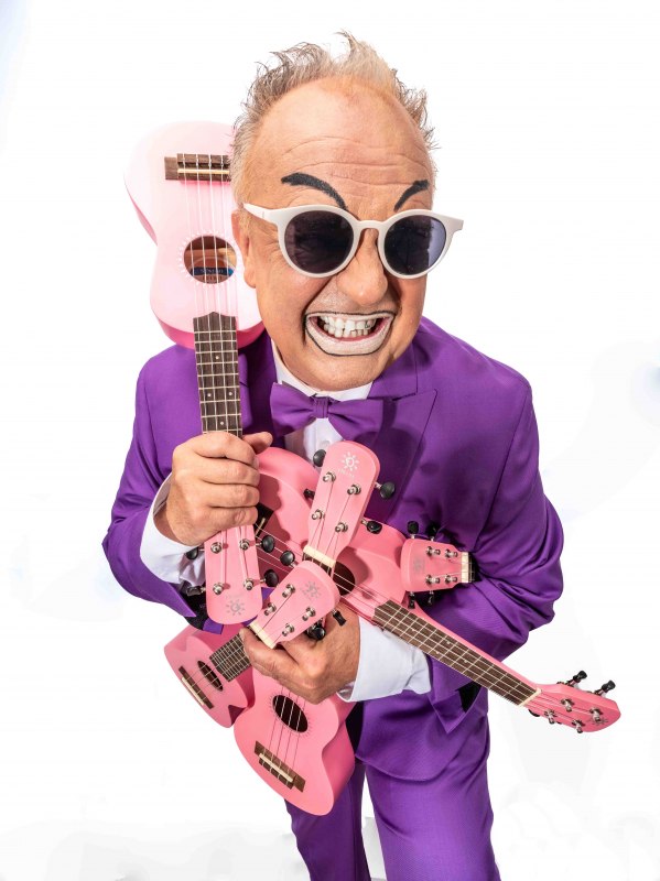 Busch kommt! // &copy; Marcel Krummrich