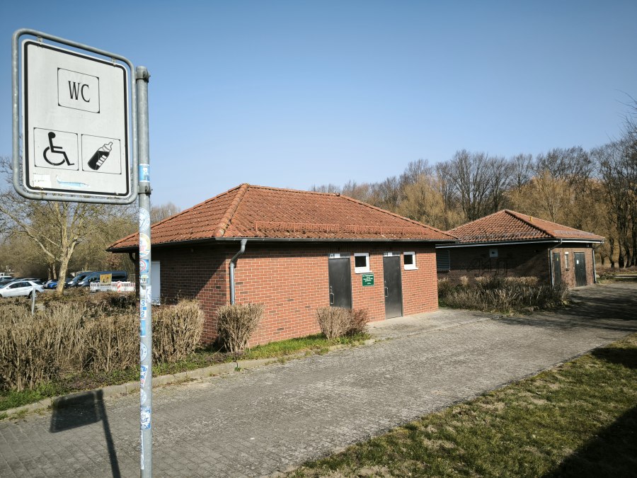 öffentliches WC Parkplatz Grüner Weg, © Jana Koch öffentliches WC Parkplatz Grüner Weg, © Jana Koch