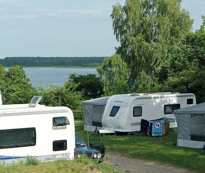 Wer keinen eigenen Wohnwagen hat kann einen mieten... // &copy; Haveltourist GmbH & Co. KG
