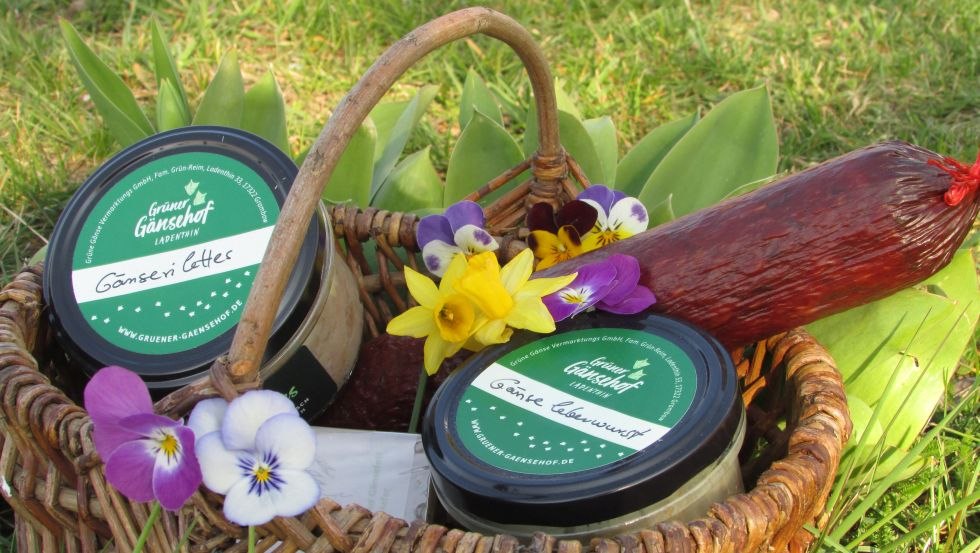 Neben dem klassischen Gänsebraten gehören eine Vielzahl ungewöhnlicher Produkte zu unserem Sortiment. // © Grüner Gänsehof Neben dem klassischen Gänsebraten gehören eine Vielzahl ungewöhnlicher Produkte zu unserem Sortiment. // © Grüner Gänsehof