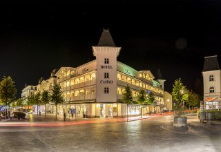 Das Loev Hotel Rügen befindet sich zentral im Ortskern von Binz, 50m vom Strand entfernt., © Loev Hotel Rügen, Mirko Boy, Hadiko Creativ Media