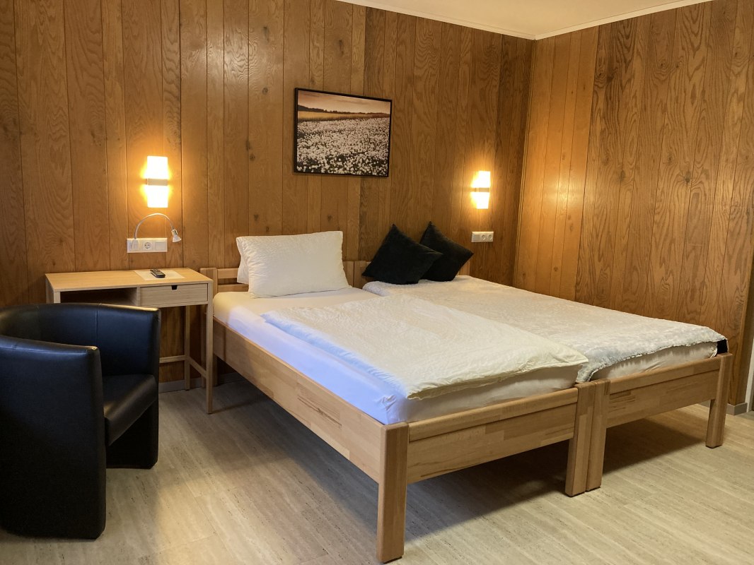 &copy; Motel Teterow OHG