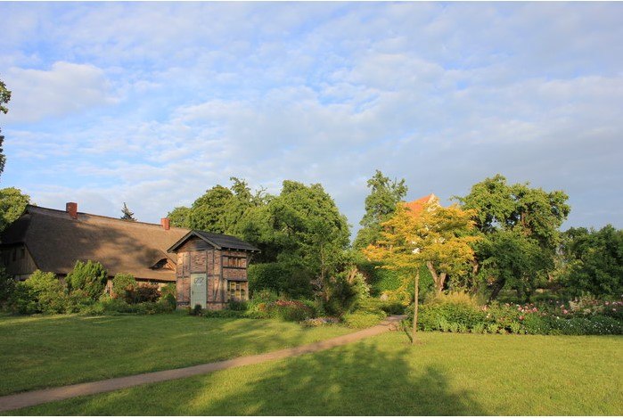 Konzertcafe im Pfarrgarten Starkow // © Backseinkirche und Pfarrgarten e.V. Konzertcafe im Pfarrgarten Starkow // © Backseinkirche und Pfarrgarten e.V.