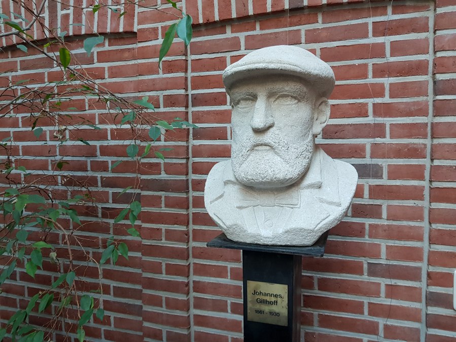 Johannes-Gillhoff-Büste, © Stadt Ludwigslust