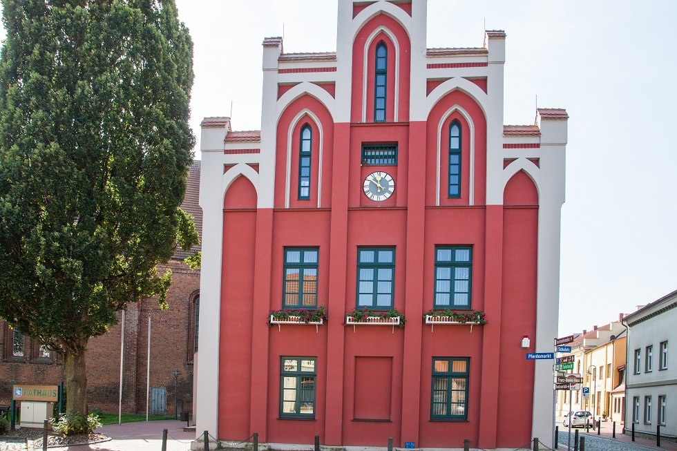 der Vordergiebel des Rathauses // &copy; Frank Burger