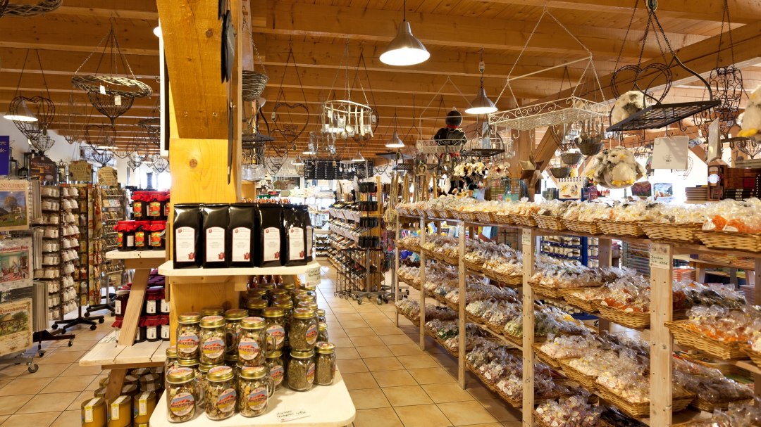 Müritzer Bauernmarkt - Erlebnis, Vielfalt & Genuss, © Mirko Runge Müritzer Bauernmarkt - Erlebnis, Vielfalt & Genuss, © Mirko Runge