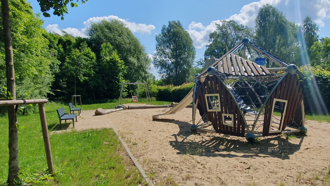 Spielplatz Herrensteig, &copy; Amt Mecklenburgische Kleinseenplatte