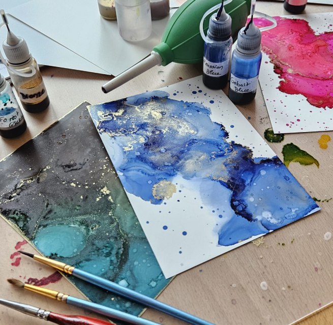 Hier geht es nicht um das Endergebnis sondern um den Prozess. Entdecke deine Neugierde & Kreativität. // © Sandra Gockel Hier geht es nicht um das Endergebnis sondern um den Prozess. Entdecke deine Neugierde & Kreativität. // © Sandra Gockel
