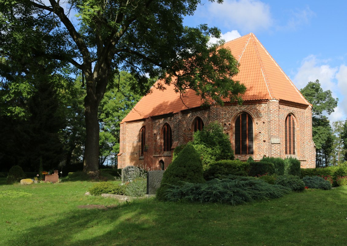 Wallfahrtskirche 18356 Bodstedt // © Pfarramt Kenz Wallfahrtskirche 18356 Bodstedt // © Pfarramt Kenz