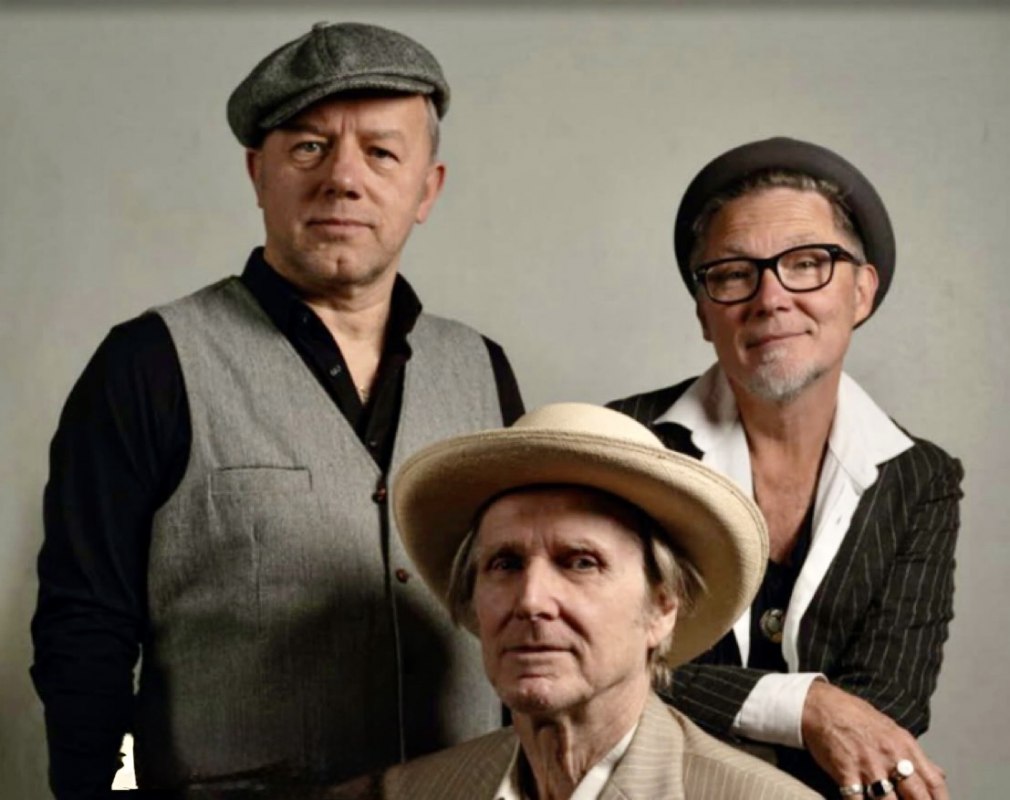 ELF // &copy; Eisbrenner