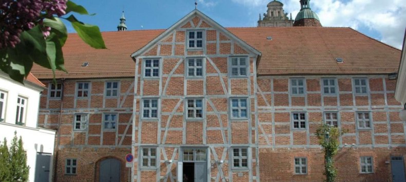 &copy; G&uuml;strowTourismus e.V.