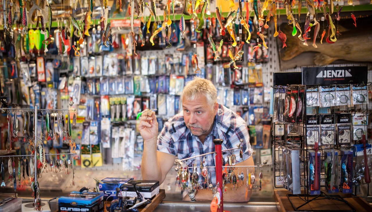 Hier gibt es alles, was es zum Angeln braucht. Und das Insiderwissen noch dazu., © TMV/ Läufer Hier gibt es alles, was es zum Angeln braucht. Und das Insiderwissen noch dazu., © TMV/ Läufer