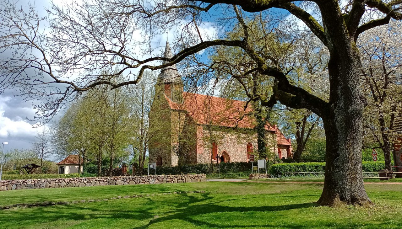 Kirche Ankershagen_123846_893_ih, © FV Kirche Ankershagen / Igor Heinzel Kirche Ankershagen_123846_893_ih, © FV Kirche Ankershagen / Igor Heinzel
