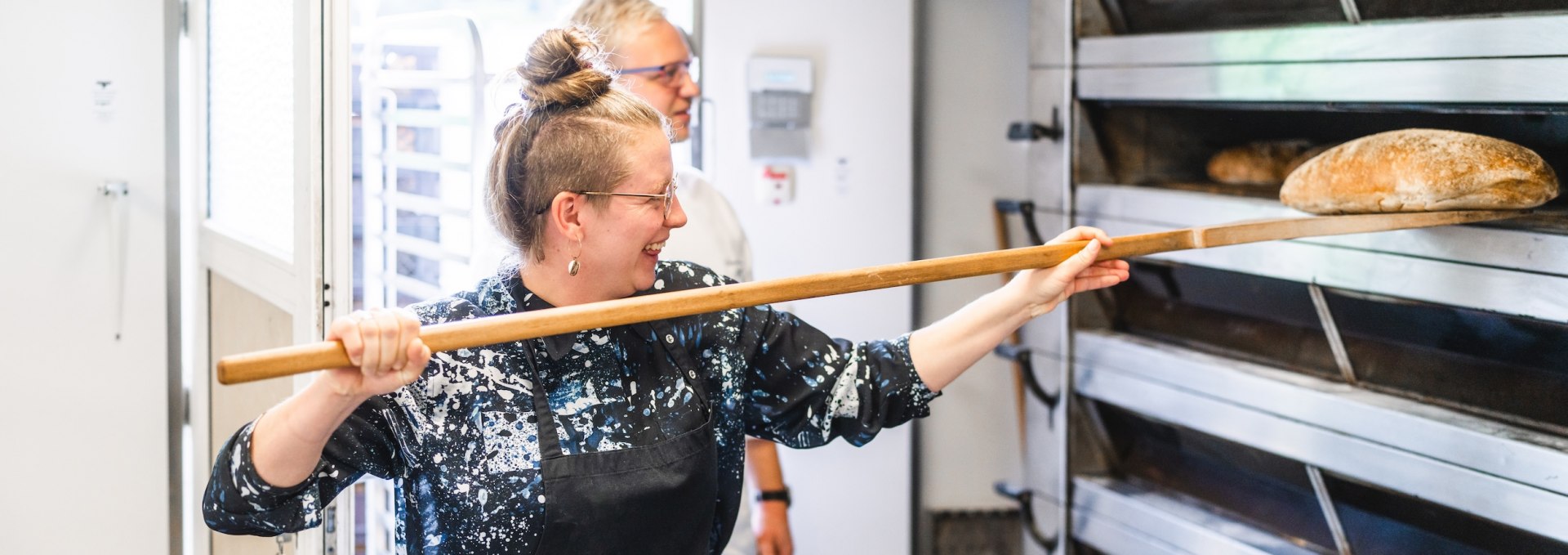 Die Backstube des Casa Familia liegt gleich neben dem Hotel in vier ehemaligen &Uuml;berseecontainern &ndash; Autorin Marie durfte mal hineinschnuppern., &copy; TMV/Gross