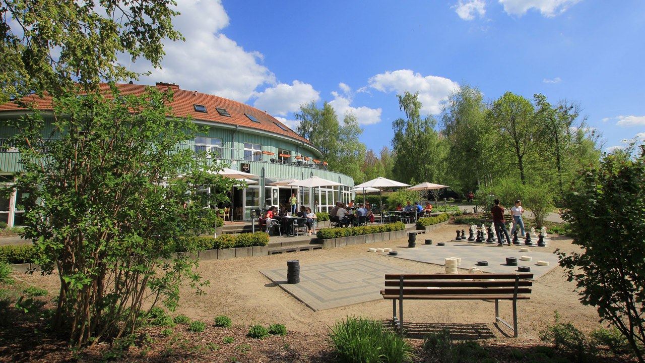 Das Gasthaus "Zum Seeadler" hat von Ostern bis Ende Oktober geöffnet. // © Juliane Duwe / Müritzparadies GmbH Das Gasthaus "Zum Seeadler" hat von Ostern bis Ende Oktober geöffnet. // © Juliane Duwe / Müritzparadies GmbH