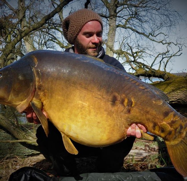 Traumhafter Spiegelkarpfen aus einem gro&szlig;en Natursee in Mecklenburg-Vorpommern, &copy; Sebastian Schl&ouml;tels