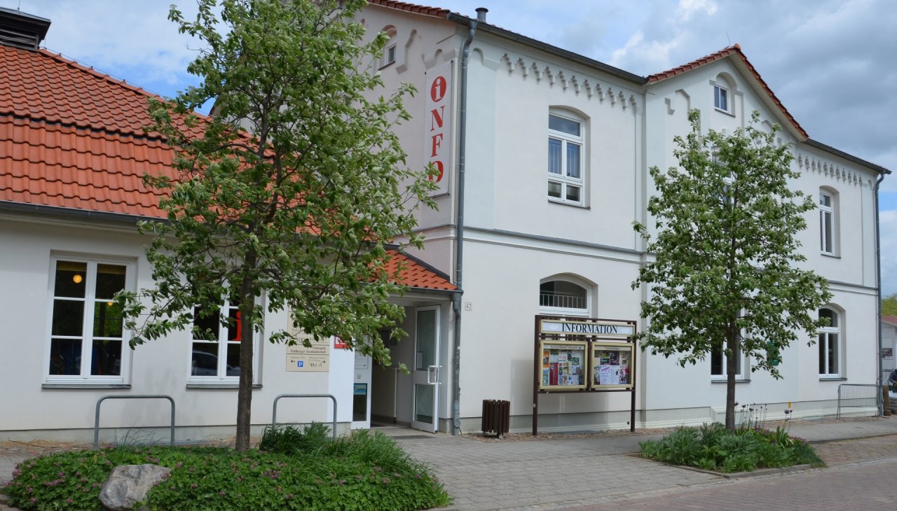 Sie finden uns im Haus des Gastes, © Kurverwaltung Sie finden uns im Haus des Gastes, © Kurverwaltung