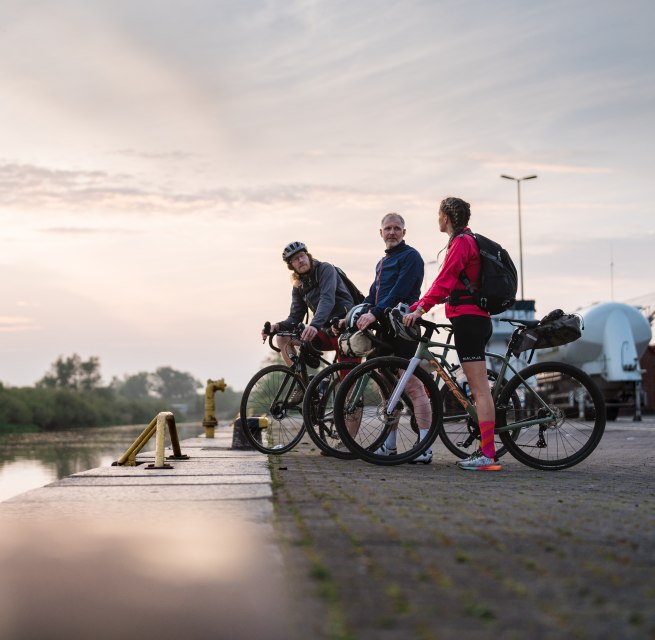 Zeit f&uuml;r die Freundschaft: Bikepacking-Tour mit Gravelbikes durch den M&uuml;ritz-Nationalpark und die Mecklenburgische Schweiz