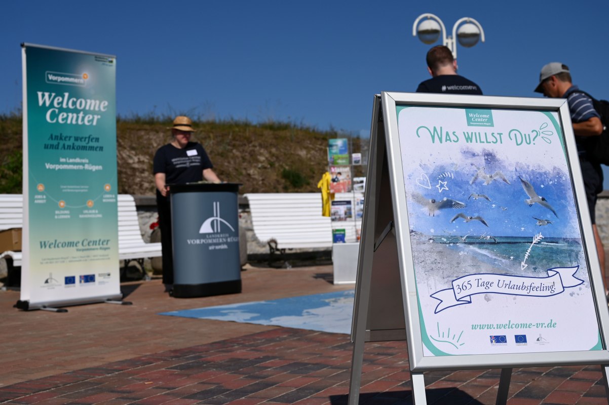 &copy; Welcome Center VR