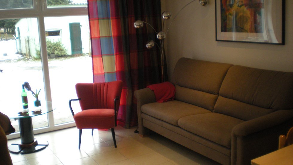 Aus Ihrem Apartment des Haflingerhofes-Tack sehen Sie direkt zu den Gastpferdeboxen, &copy; Haflingerhof Tack/ Volker Tack