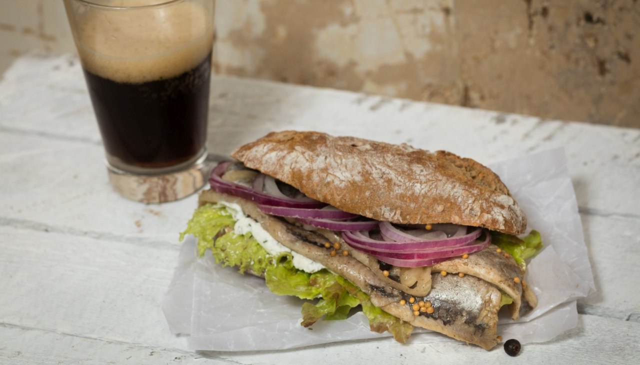 Leckeres Fischbr&ouml;tchen, &copy; Schillings Gasthof