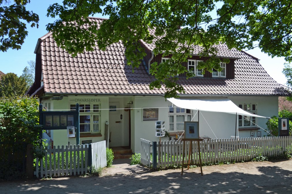 Galerie Dwarsl&ouml;per in Kloster, &copy; Hiddenseer Hafen- und Kurbetrieb