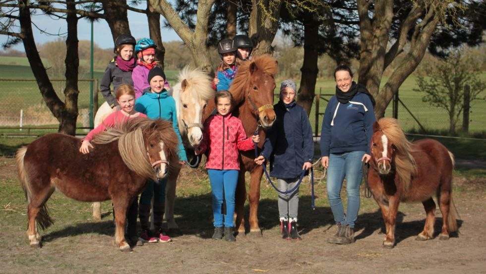 Auf in die Kinderreitferien zum Islandgestüt von der Waydbrink // © Islandgestüt von der Wadybrink Auf in die Kinderreitferien zum Islandgestüt von der Waydbrink // © Islandgestüt von der Wadybrink