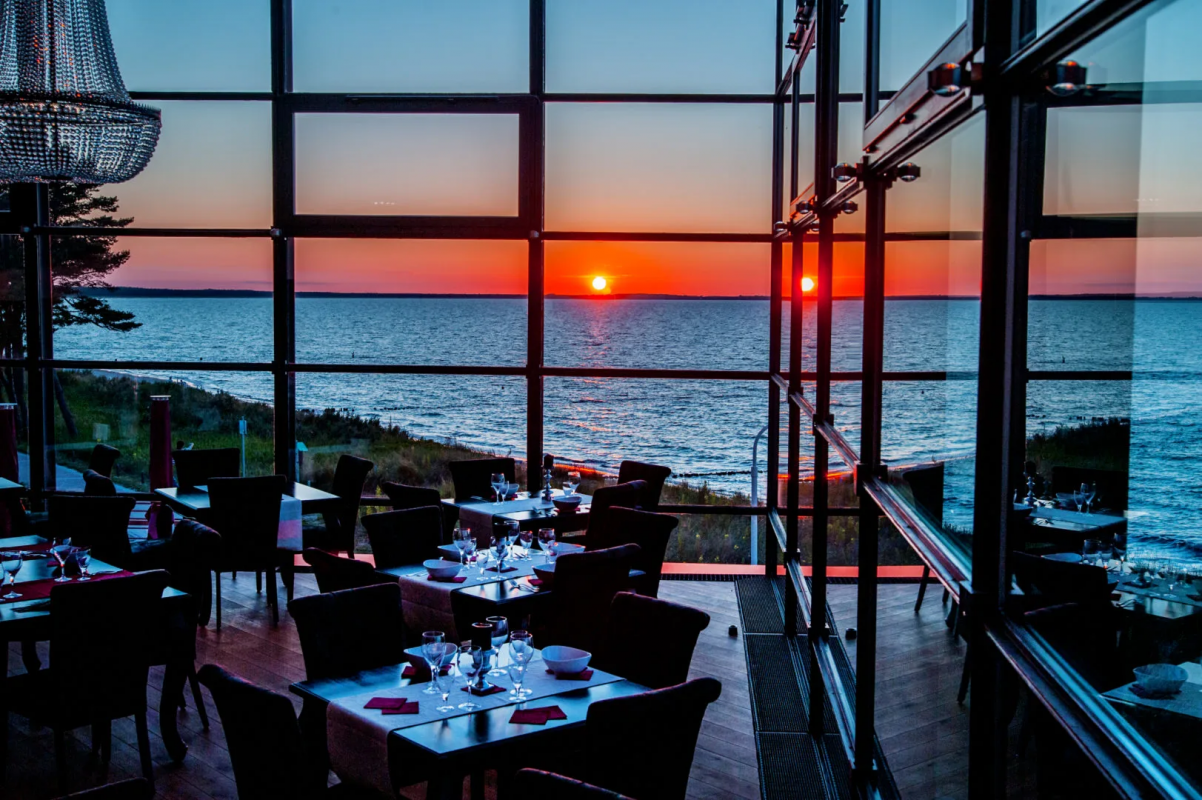 Restaurant obere Ebene // © Ostseeperle Restaurant obere Ebene // © Ostseeperle