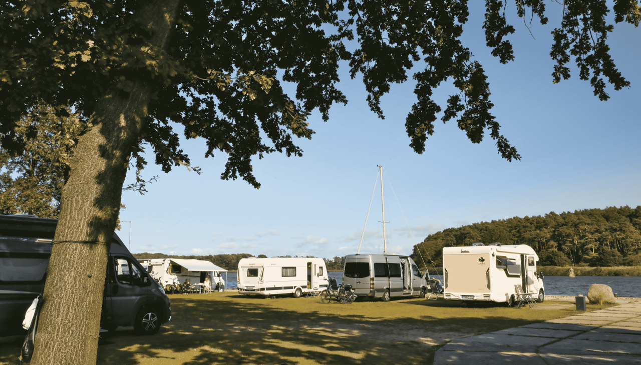 Stellplätze und Aufenthaltsbereich, © TMV/Gohlke Stellplätze und Aufenthaltsbereich, © TMV/Gohlke