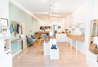 Store, © Erik Gross Store, © Erik Gross